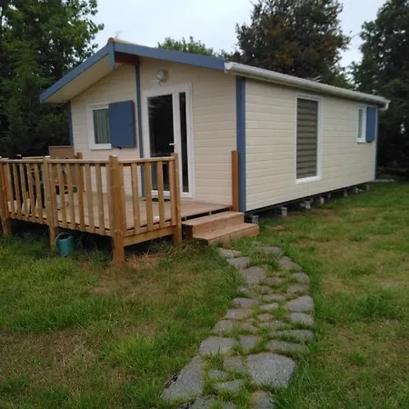 Le Village D'hotes Mobi-loft Cosy Sauna ,douche ,chromotherapie Oda ve Kahvaltı 3*